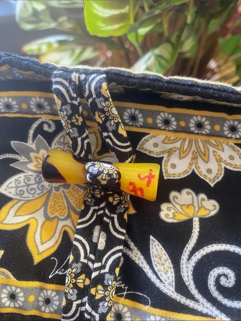 Vera Bradley Black & Gold Floral Quilted Tote + Matching Shoulder Bag - Picture 2 of 6